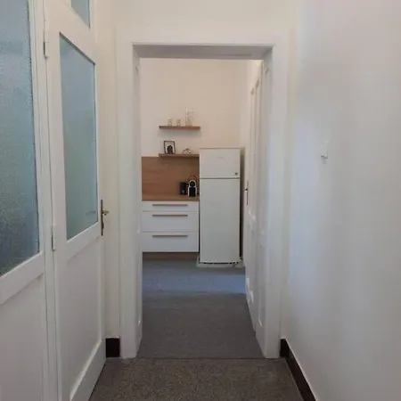 Lejlighed Lp 1926 Aneb U Nas Doma